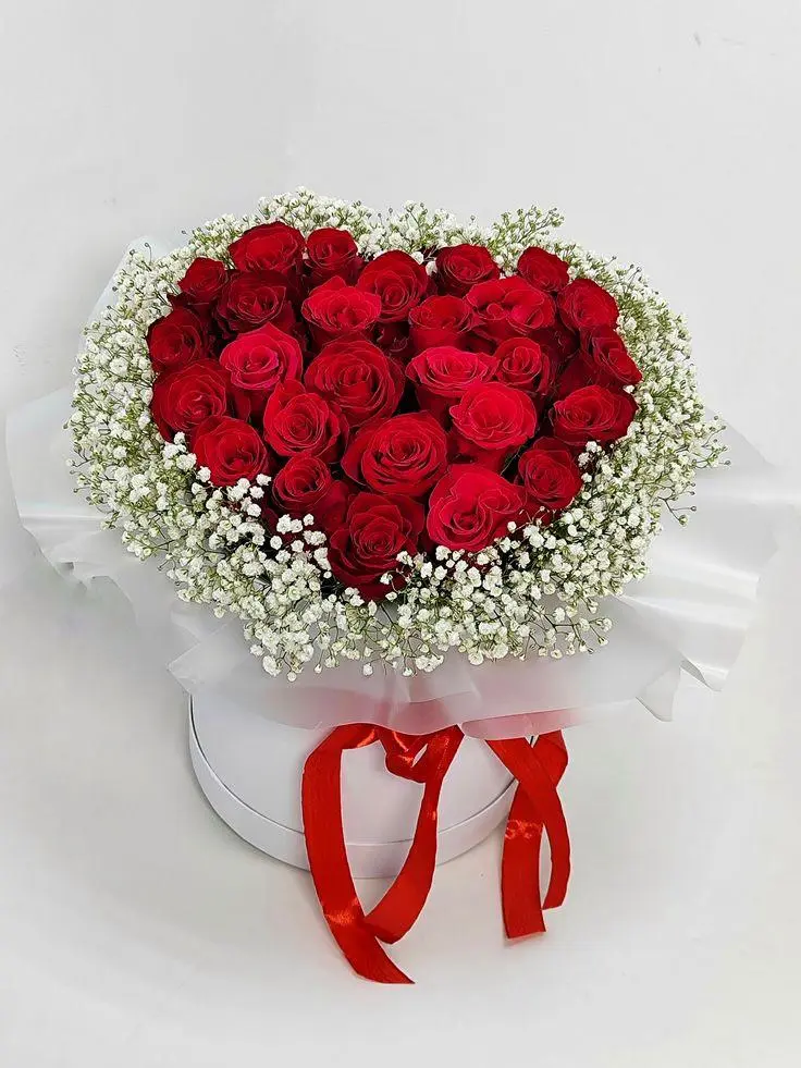 Heart of Love Red Rose Box