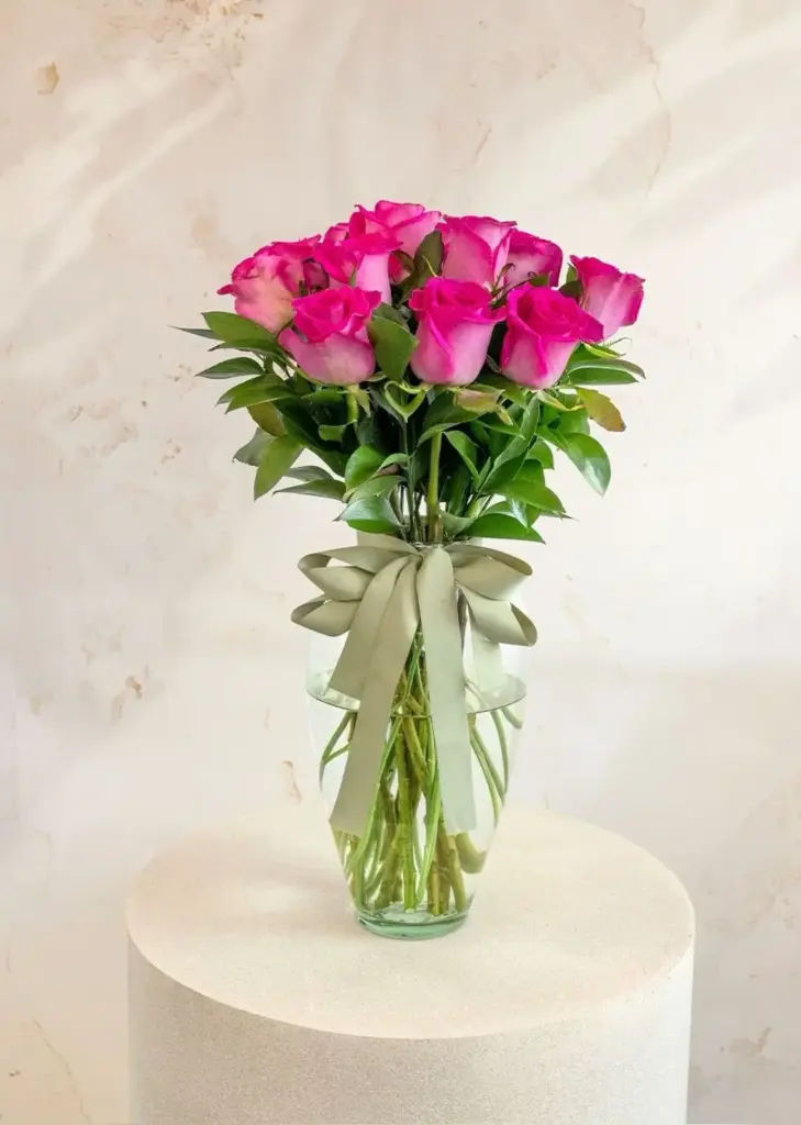 Pink Rose Vase Arrangement 🌸