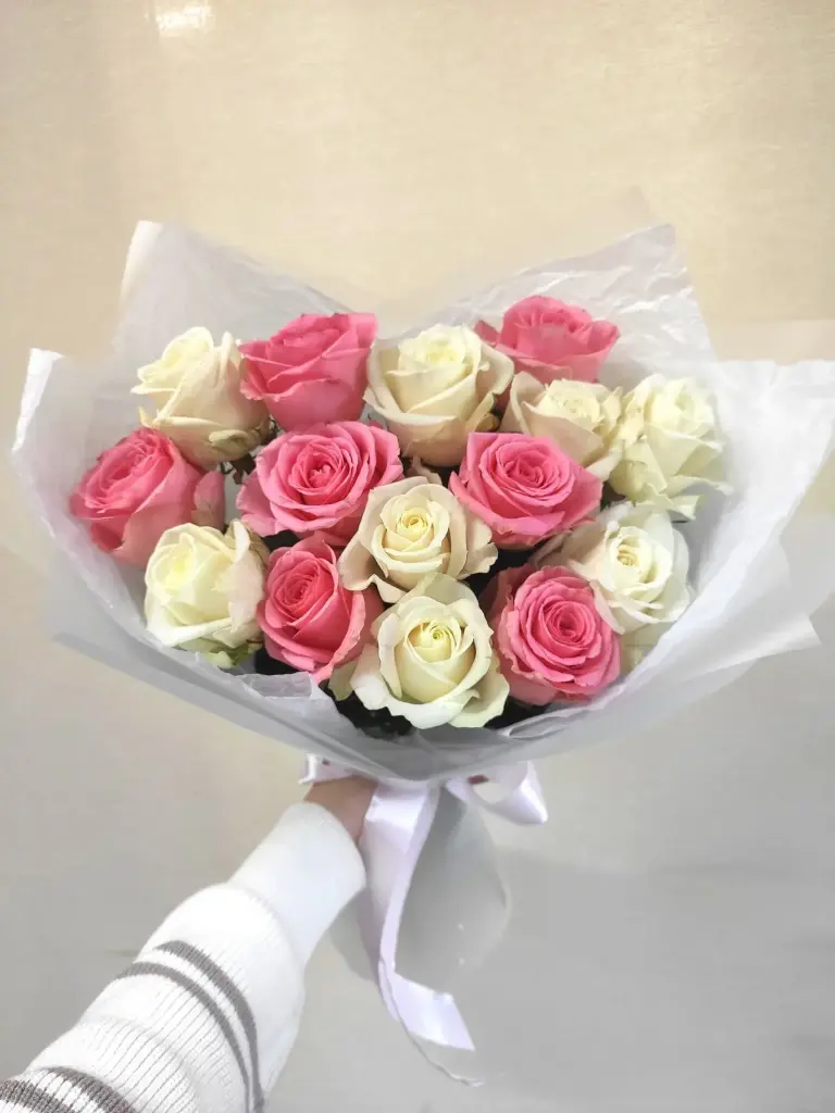 Pink & White Rose Bouquet