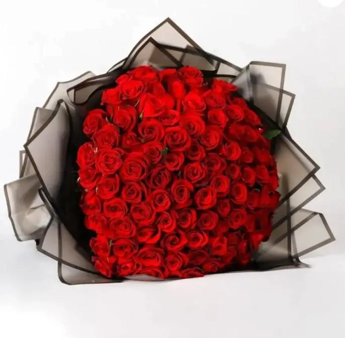 Royal Passion – 100 Red Roses Hand-Tied Bouquet